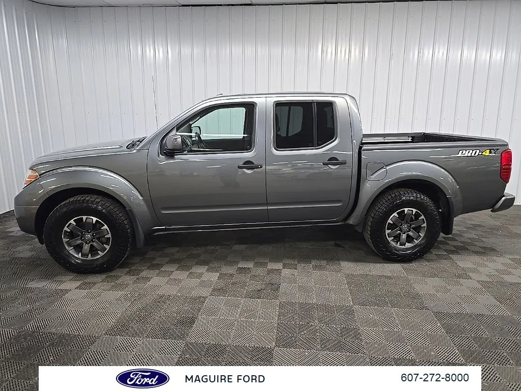 Used 2018 Gray Nissan PRO-4X image 32