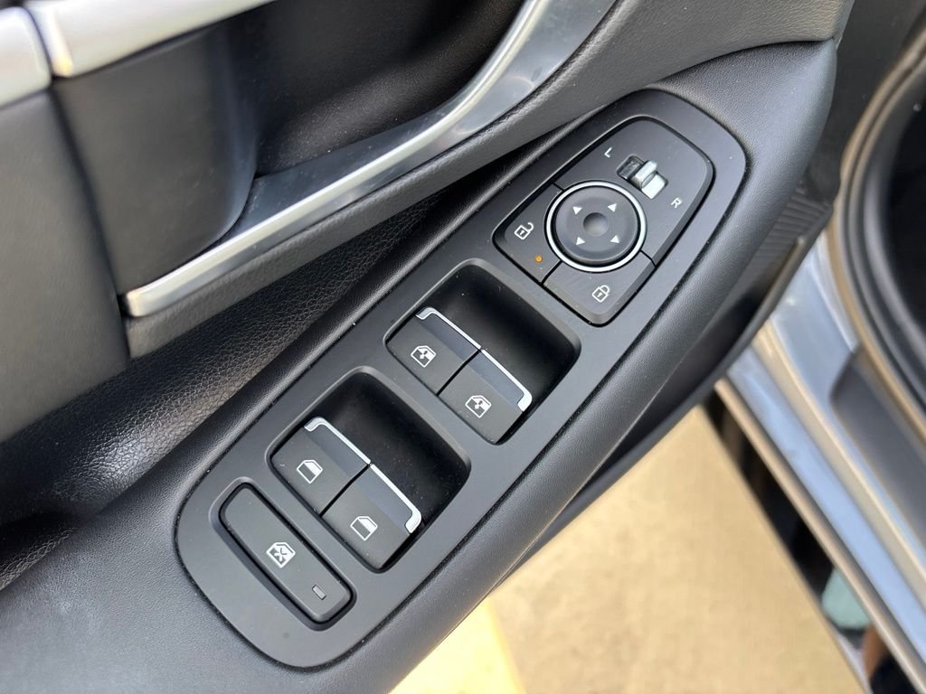 2024 Hyundai Sonata SEL - Photo 17