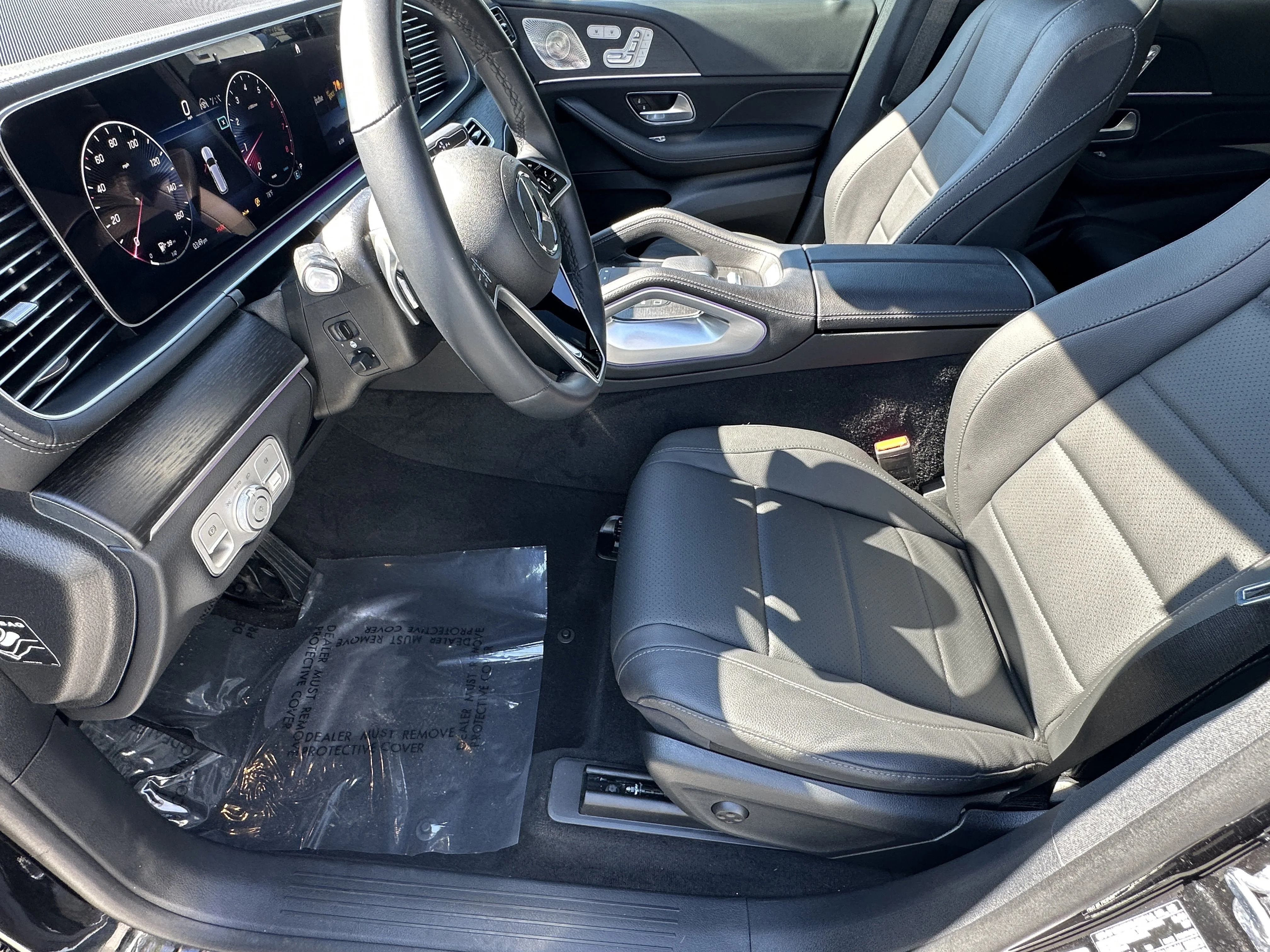 Certified Used 2025 Black Mercedes-Benz GLS 450 image 10