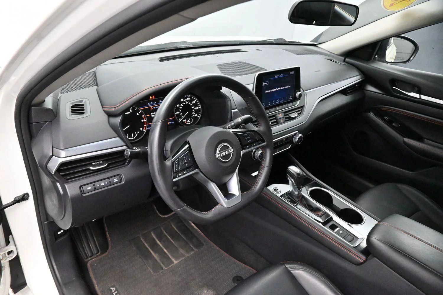 Used 2023 Pearl White Tricoat Nissan 2.5 SR image 12