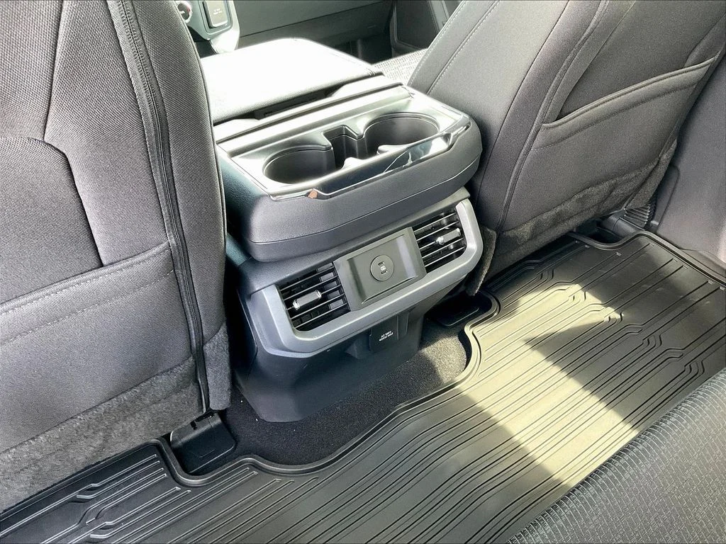 New 2026 Antimatter Blue Metallic Ford XLT image 19
