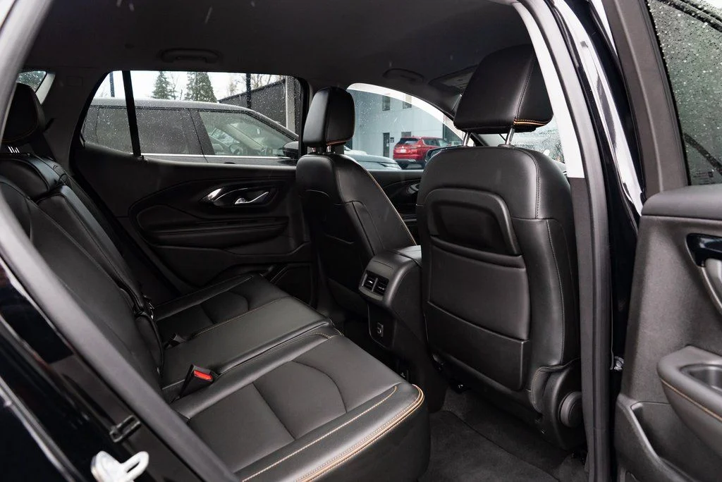 Used 2023 Black GMC AT4 image 22