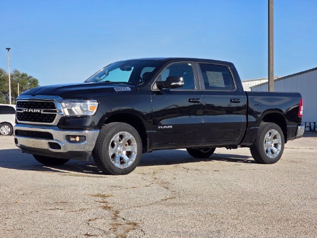 Certified Used 2022 Diamond Black Crystal Pearlcoat Ram Big Horn image 3