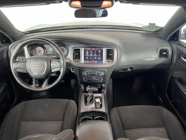 Used 2023 Green Dodge SXT image 32