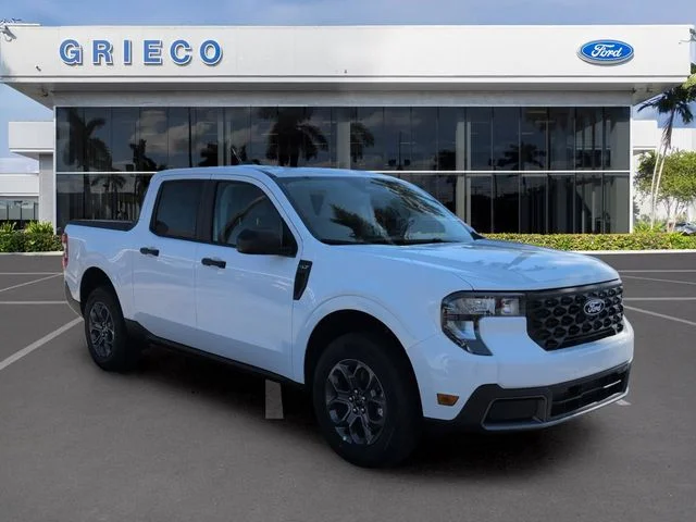 New 2026 White Ford XLT image 1