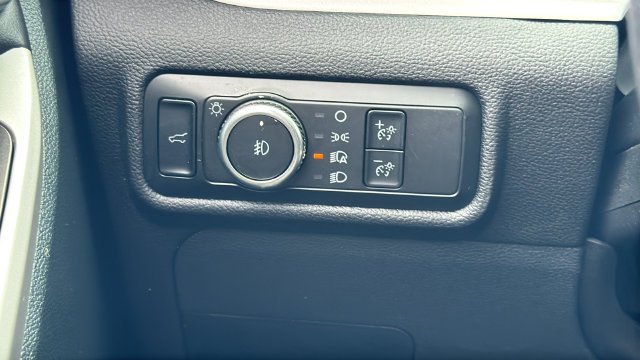 Used 2024 Blue Ford XLT image 24