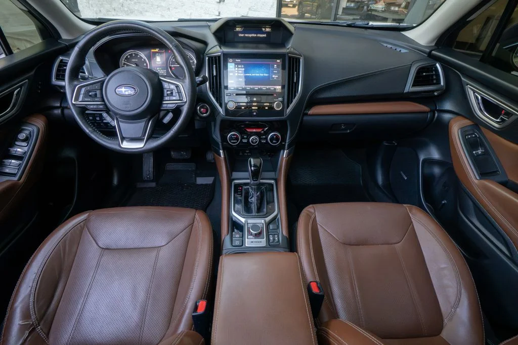 Used 2019 White Subaru Touring image 19