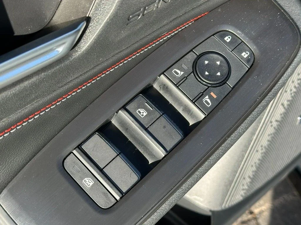 New 2026 Atlantic Gray Metallic Nissan SR image 10