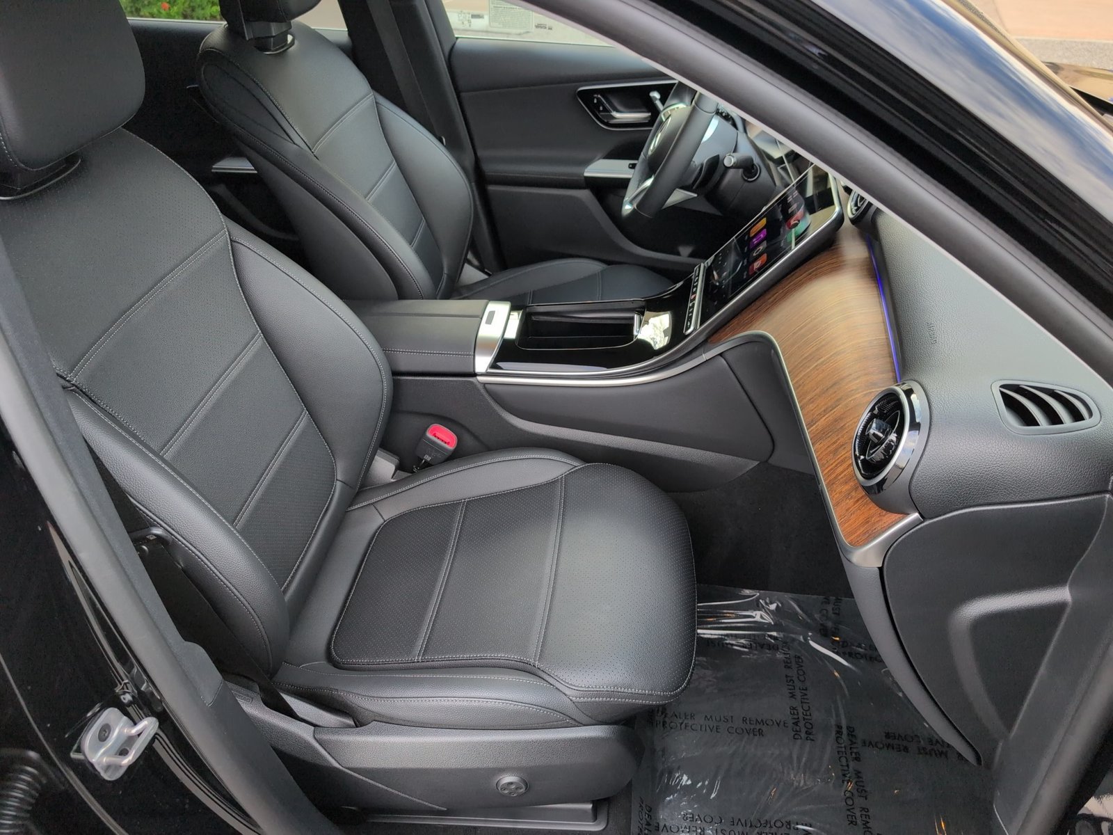 Certified Used 2025 Black Mercedes-Benz GLC 350e image 21