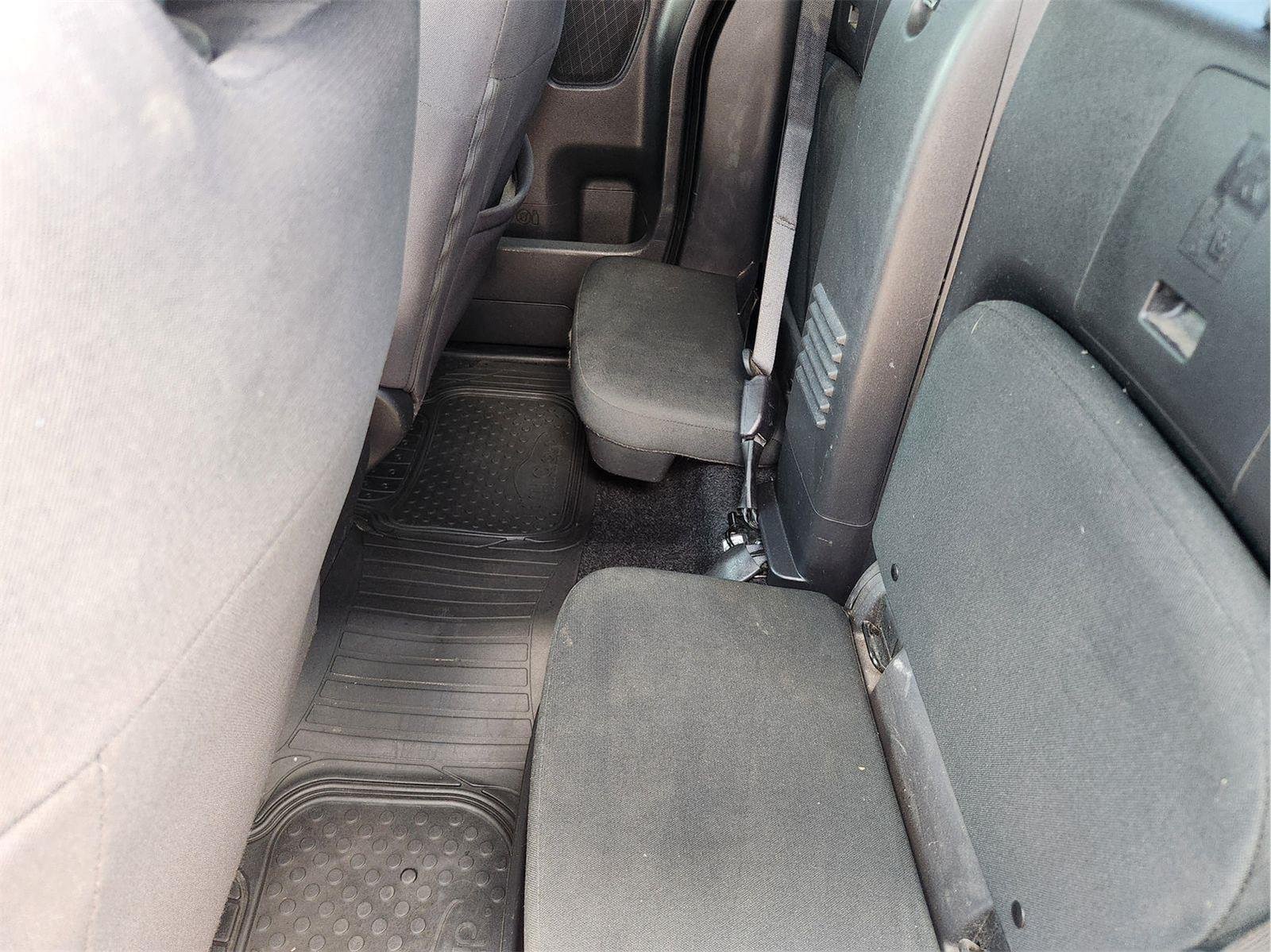 Used 2024 Glacier White Nissan S image 30