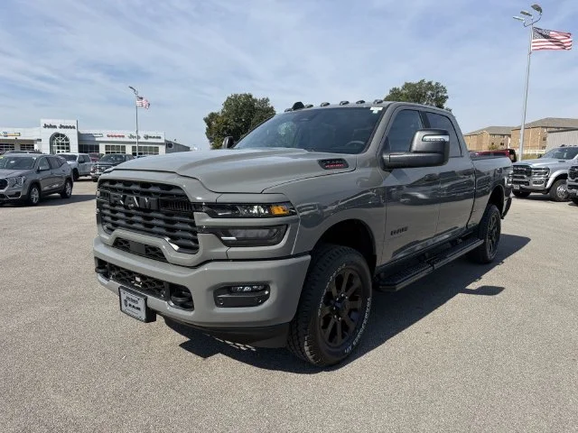 New 2027 White Ram Big Horn image 1