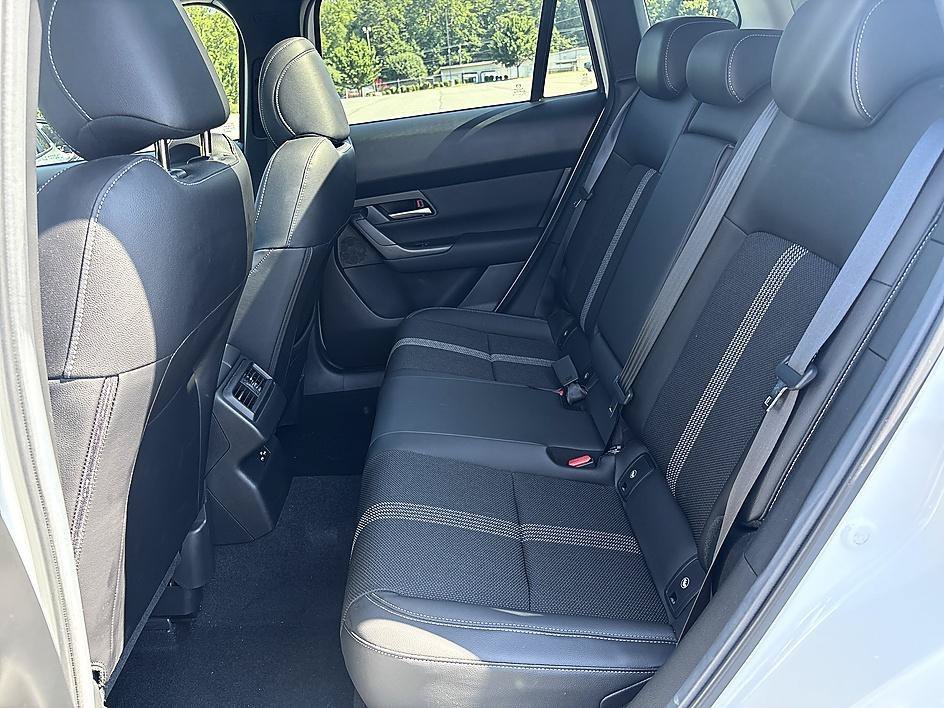 Used 2024 Wind Chill Pearl Mazda 2.5 S Premium Package image 22