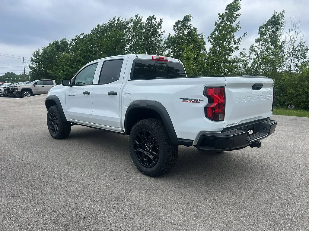 New 2026 Summit White Chevrolet Trail Boss image 5