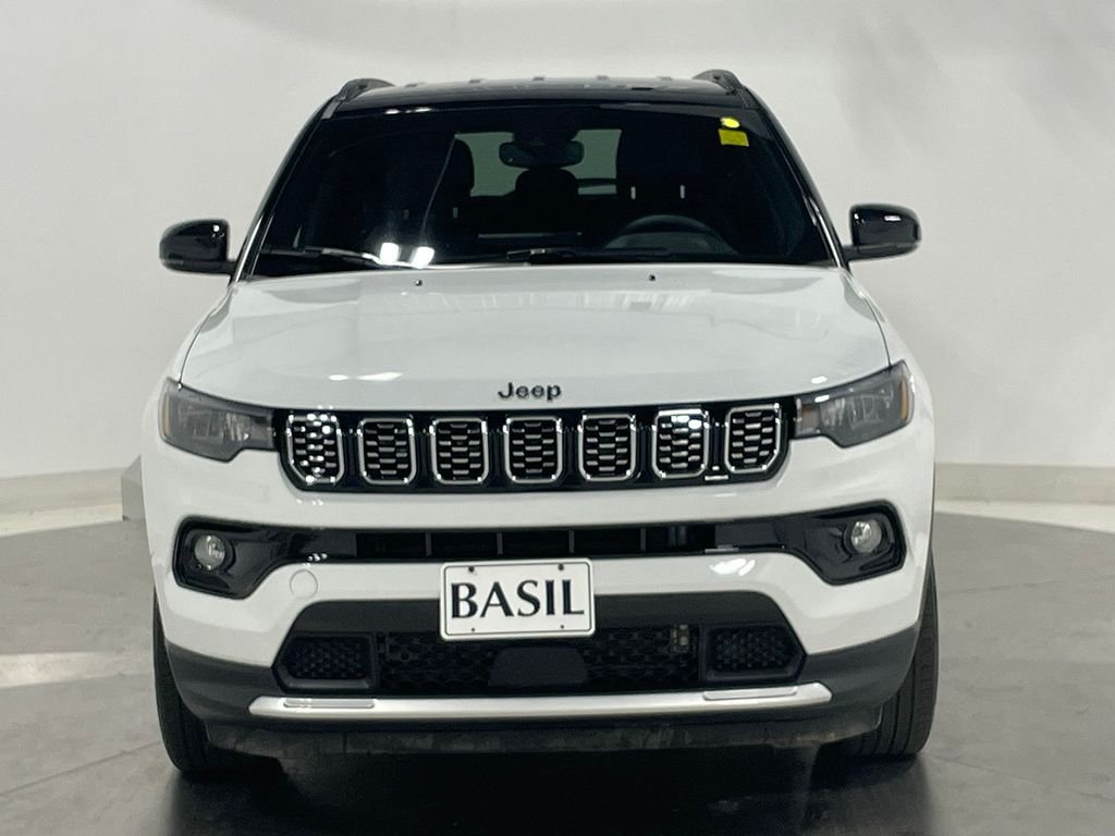Used 2026 White/off-white Jeep Limited image 9
