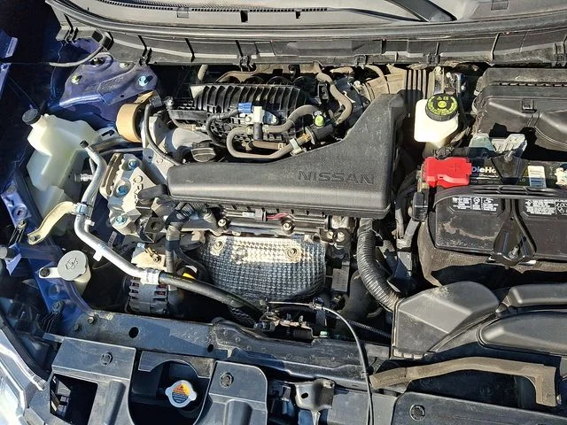 Used 2018 Blue Nissan SV image 28