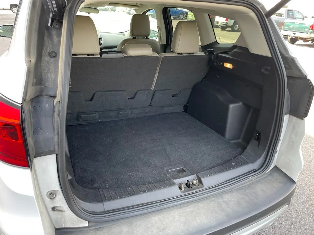 Used 2019 White Ford SEL image 11