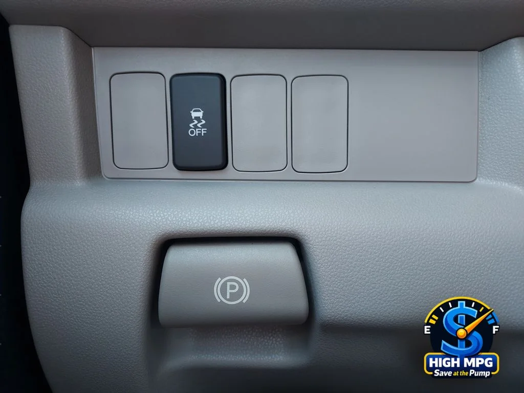 Used 2012 Gray Honda LX image 18