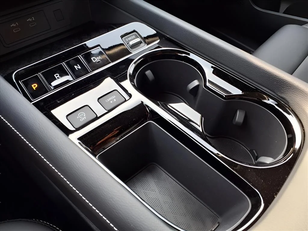 2025 Nissan Murano SV - Photo 18