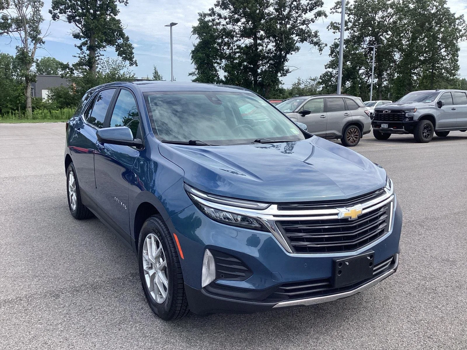 Used 2024 Lakeshore Blue Metallic Chevrolet LT image 11