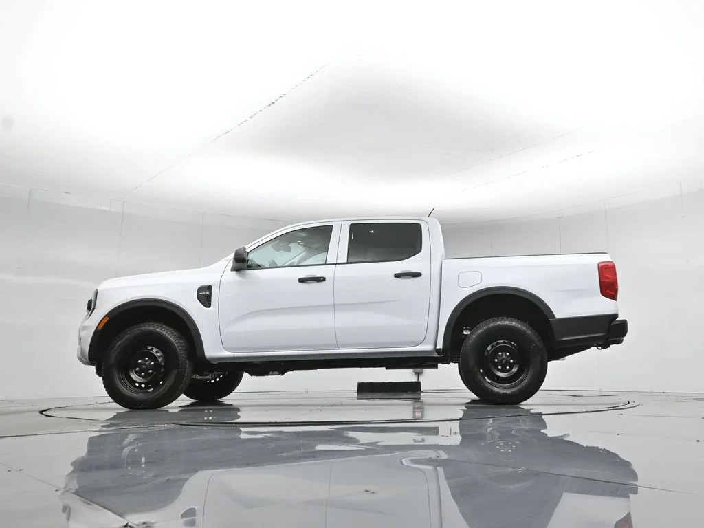 New 2026 Oxford White Ford XL image 50