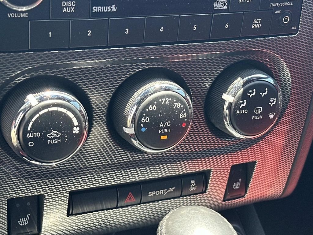 Used 2013 White Dodge R/T image 21