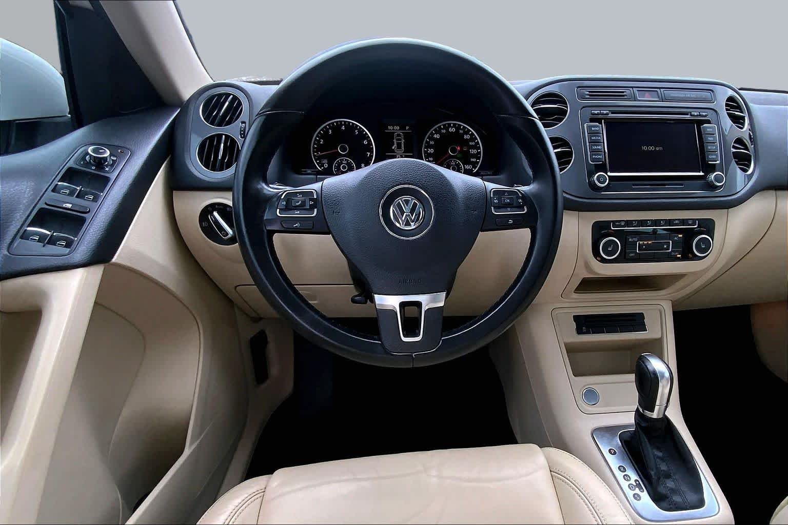Used 2012 Candy White Volkswagen SEL image 5