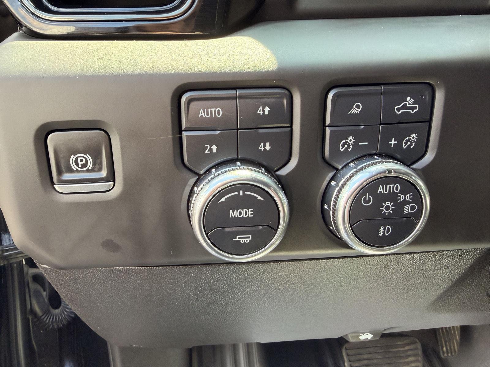 Used 2025 Onyx Black GMC AT4X image 14