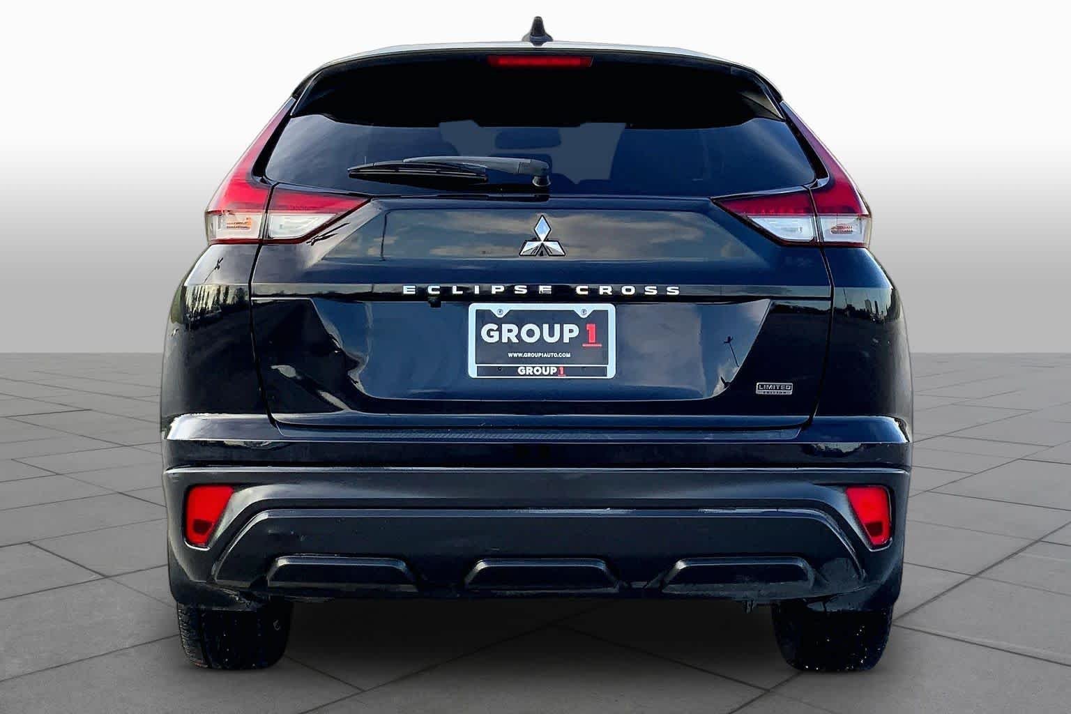 Pre-Owned 2022 Mitsubishi Eclipse Cross LE