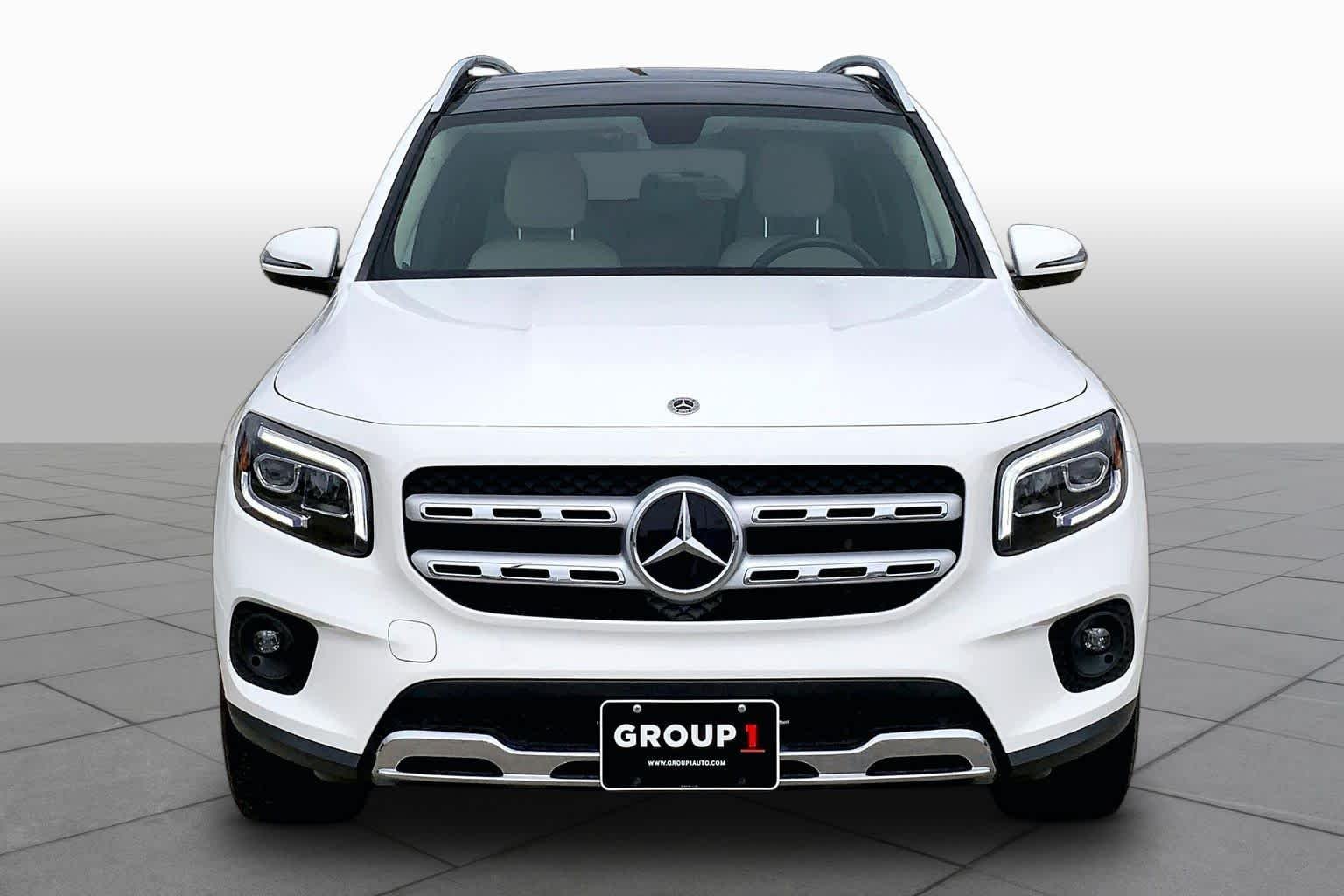 Used 2023 Polar White Mercedes-Benz GLB 250 image 4