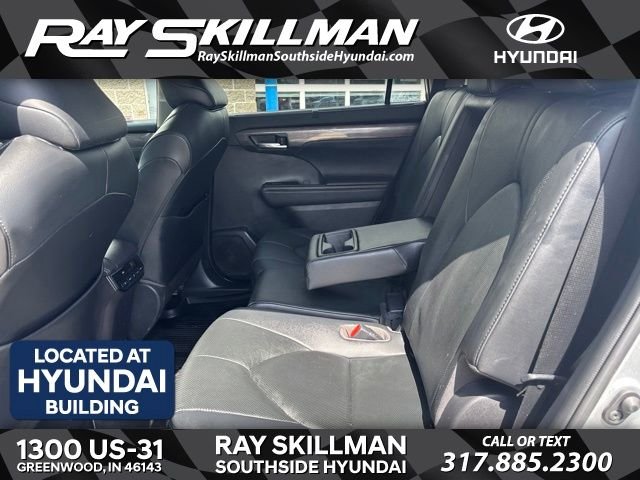 Used 2020 Celestial Silver Metallic Toyota Limited image 32