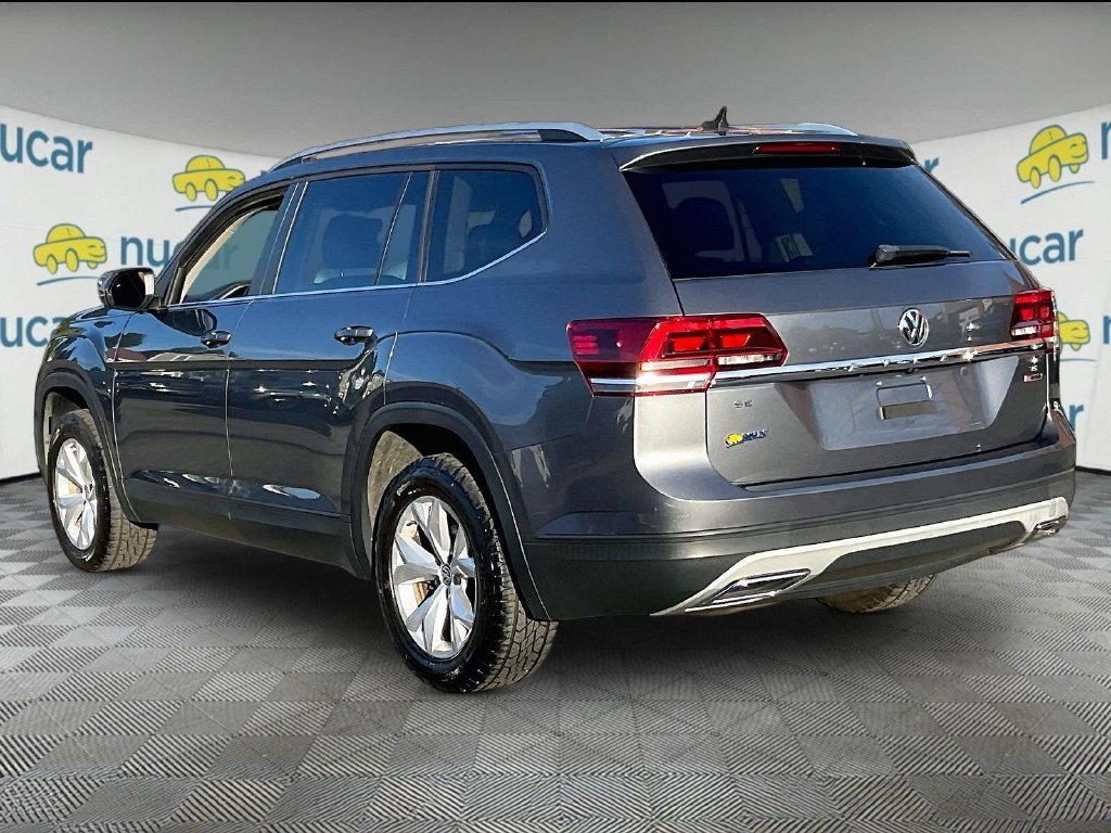 Used 2019 Gray Volkswagen 3.6L V6 SE image 4