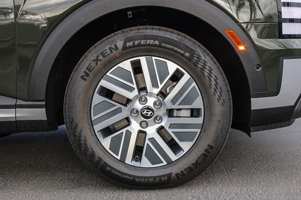 New 2026 Green Hyundai SEL Premium image 40