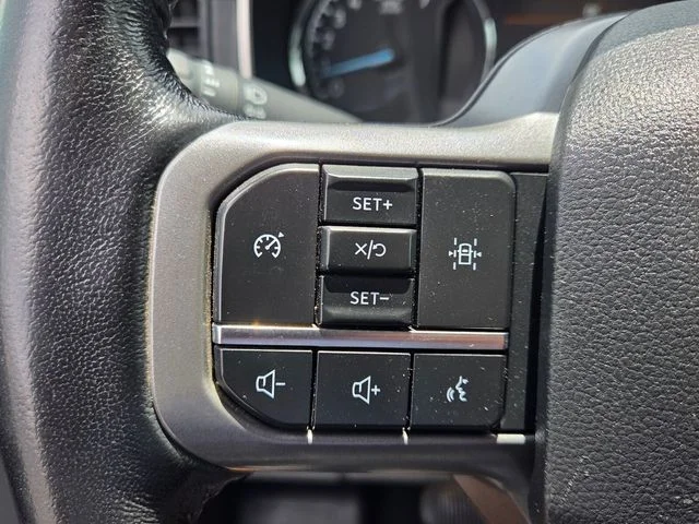 Used 2022 White Ford XLT image 27