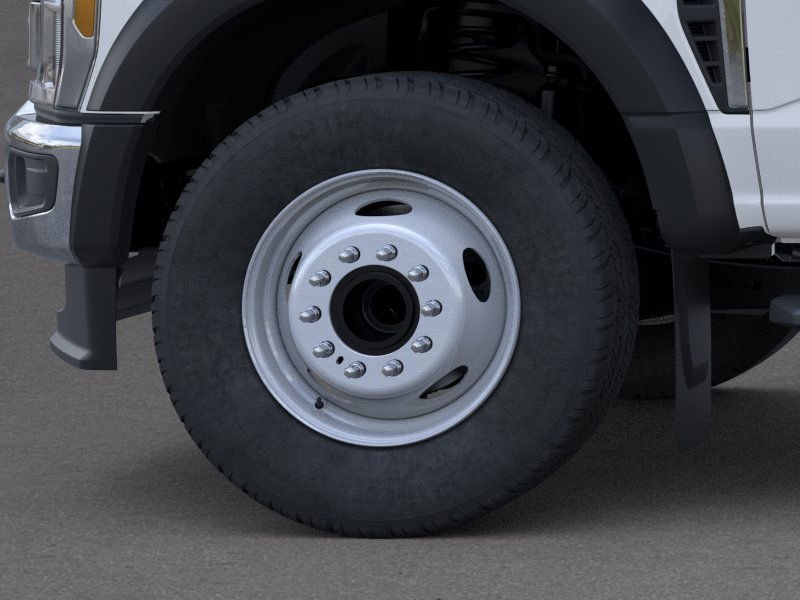 2025 Ford F-600 Super Duty Chassis Cab XL - Photo 19