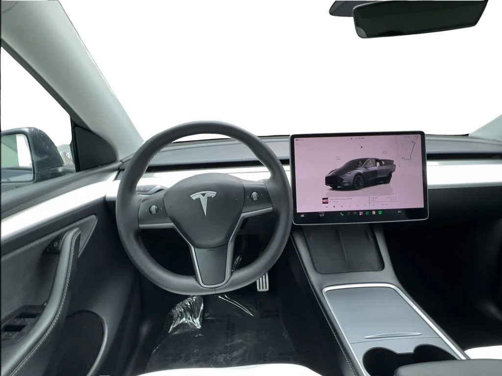 Used 2022 Gray Tesla Performance image 37