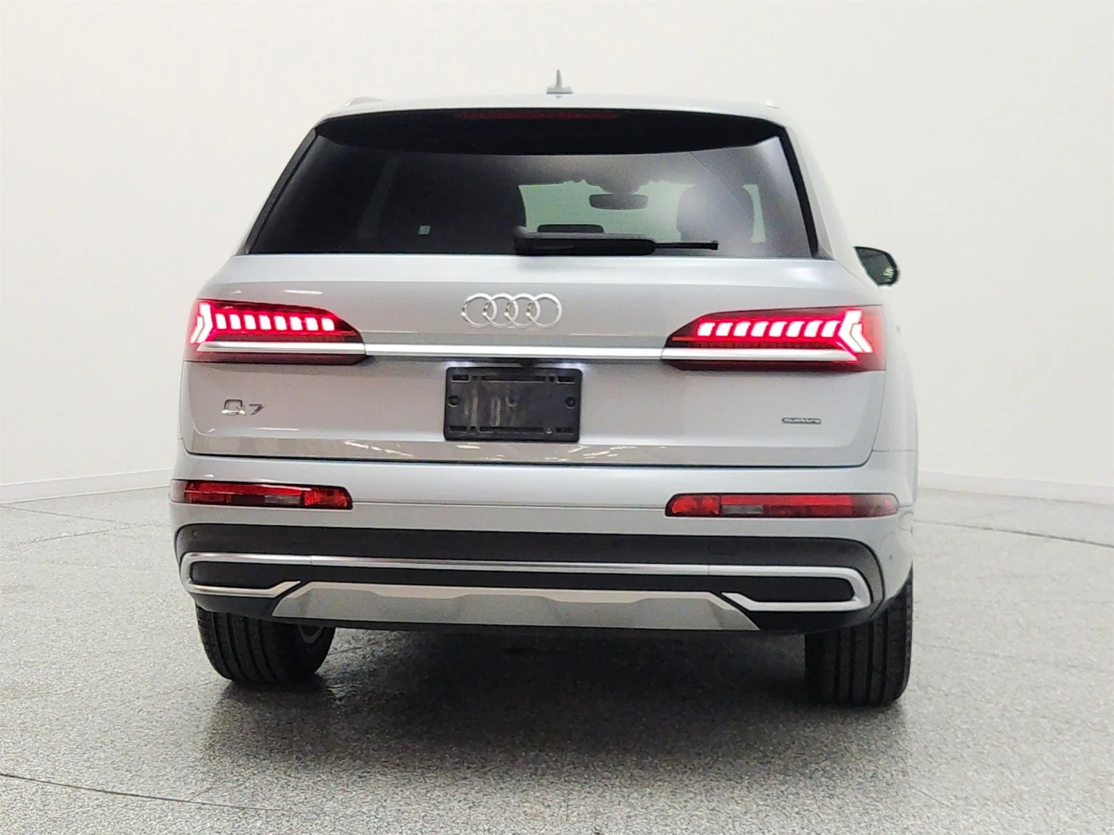Used 2023 Satellite Silver Metallic Audi Premium 45 TFSI quattro image 6