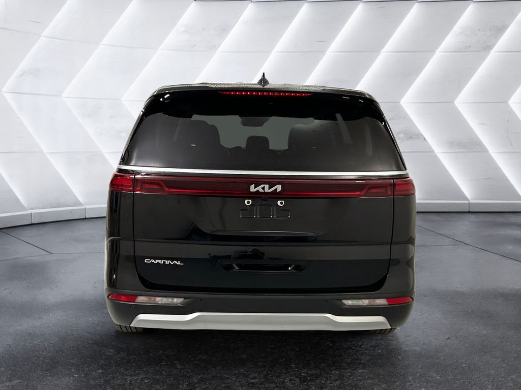 Used 2023 Black Kia LX Seat Package image 5