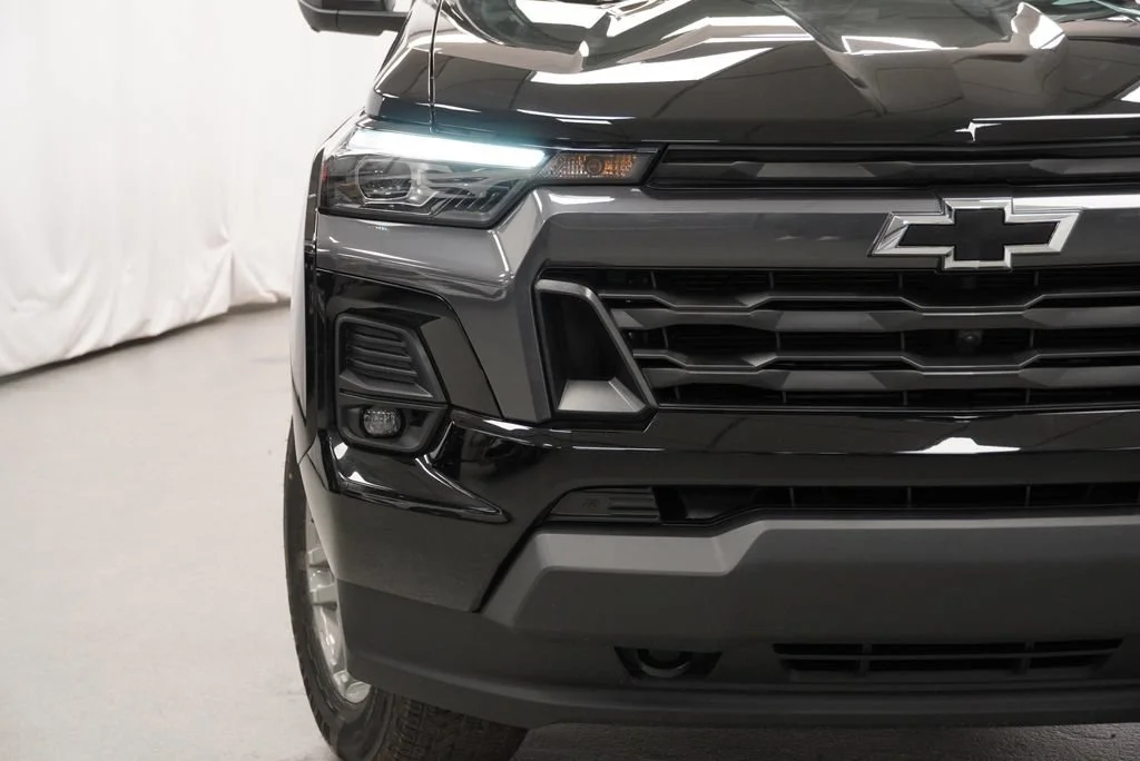 New 2026 Black Chevrolet LT image 32