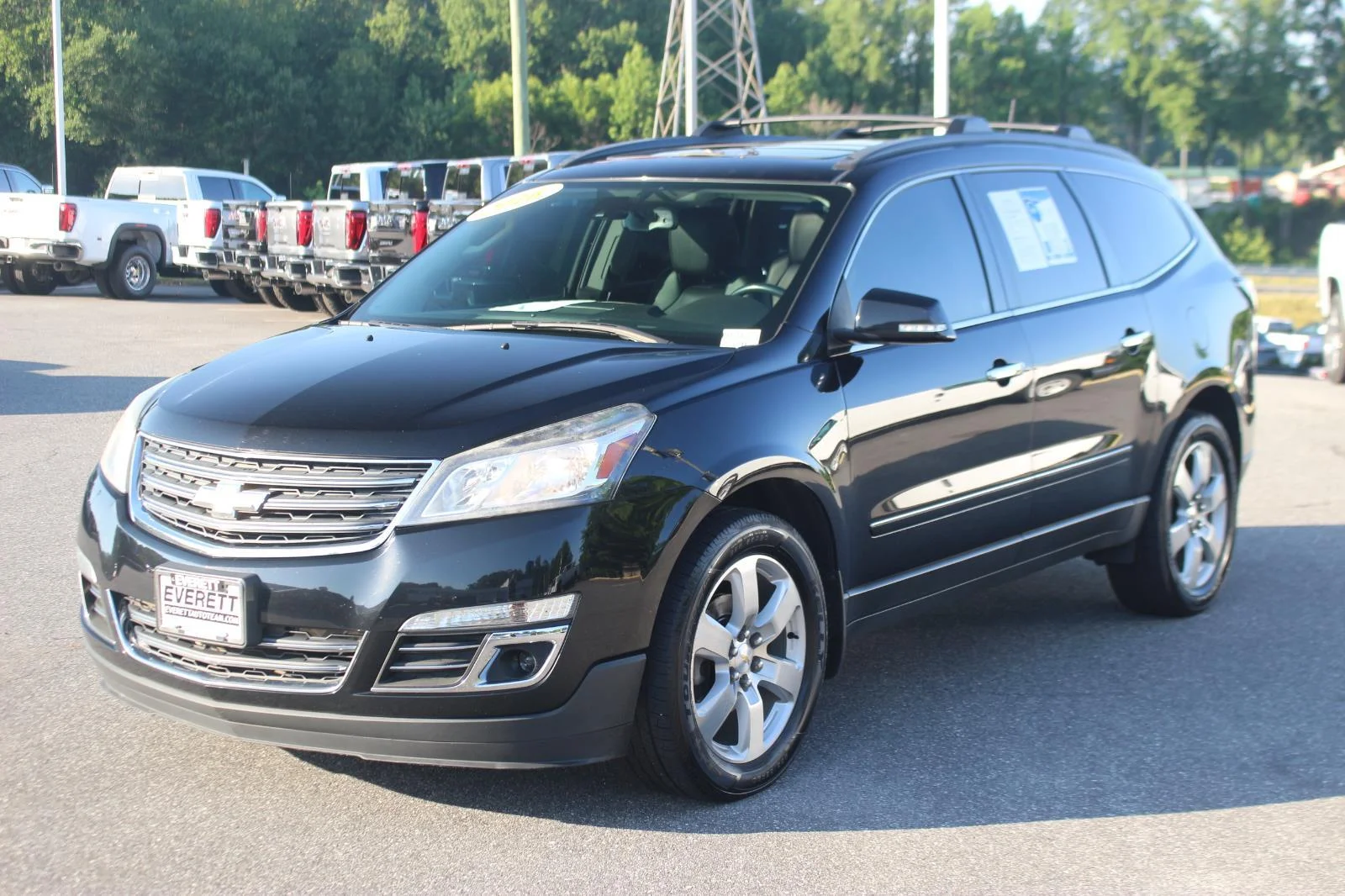 Used 2016 MOSAIC BLACK METALLIC Chevrolet LTZ image 3
