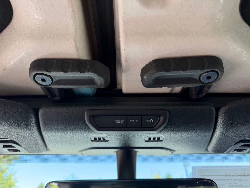 Used 2023 Bright White Clearcoat Jeep Rubicon image 28