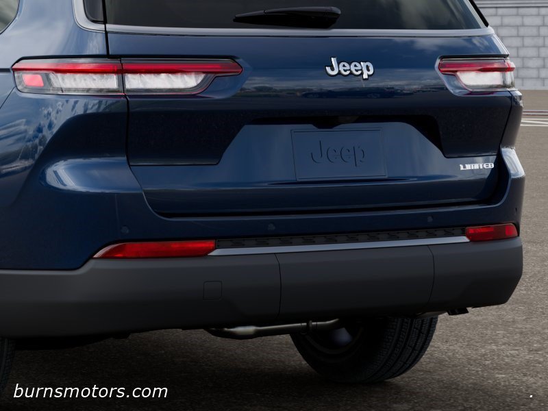 New 2026 Fathom Blue Pearl-Coat Exterior Paint Jeep Limited image 13