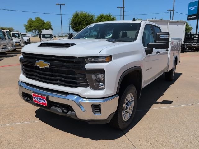 New 2026 Summit White Chevrolet WT image 23