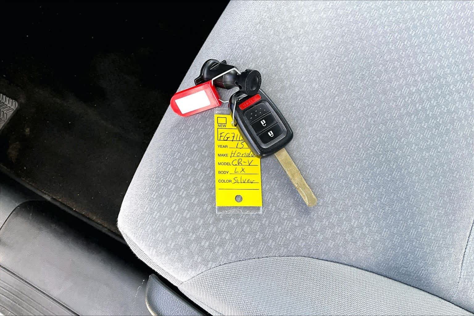 Used 2015 Alabaster Silver Metallic Honda LX image 15