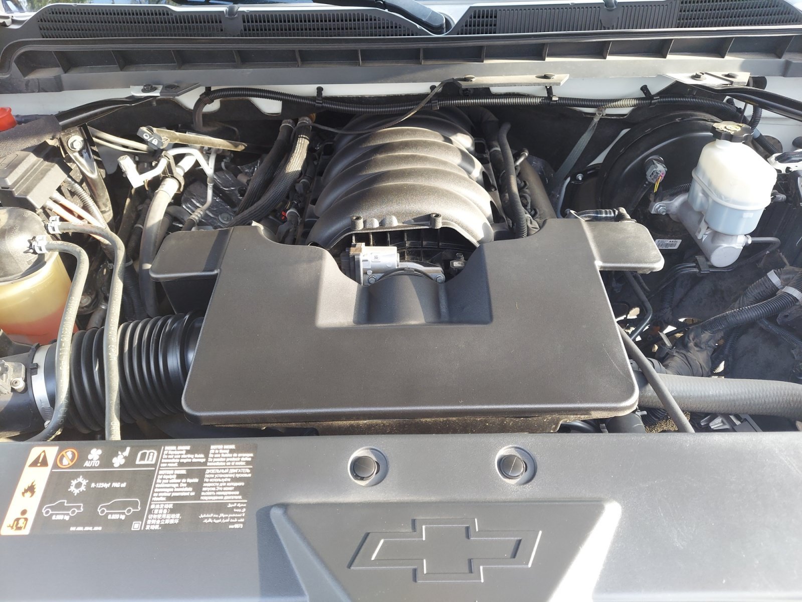 Used 2018 Iridescent Pearl Tricoat Chevrolet LT image 30
