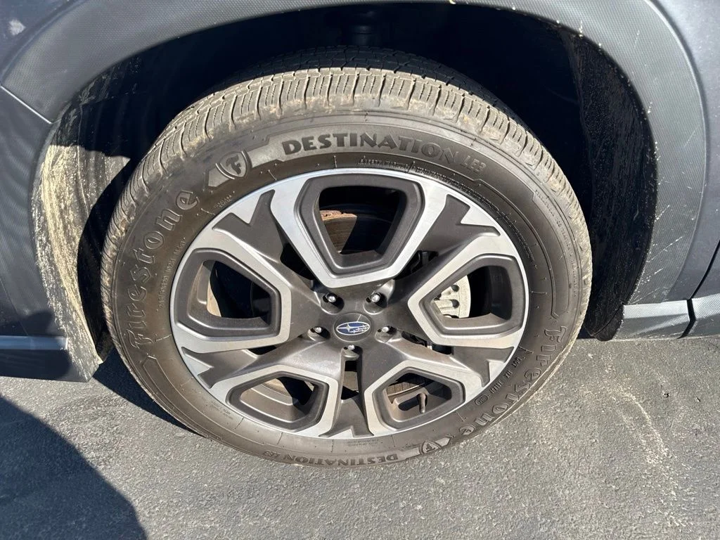 Used 2023 Gray Subaru Limited image 25