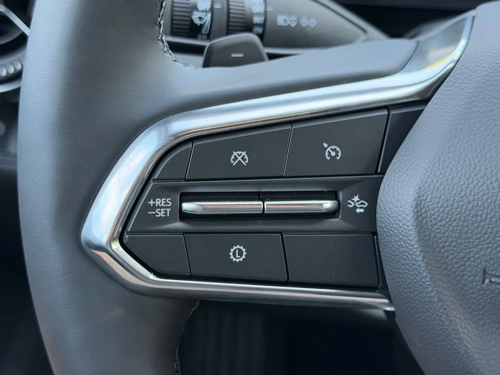 2027 Chevrolet Equinox LT - Photo 28