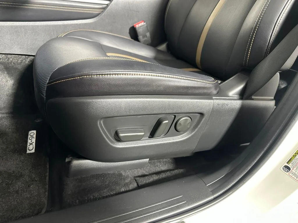 Used 2026 White Mazda 3.3 Turbo S Premium image 11