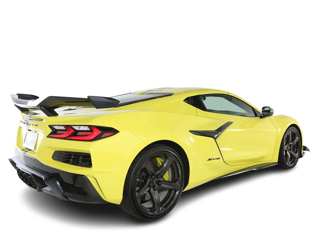 Used 2023 Yellow Chevrolet Z06 image 14