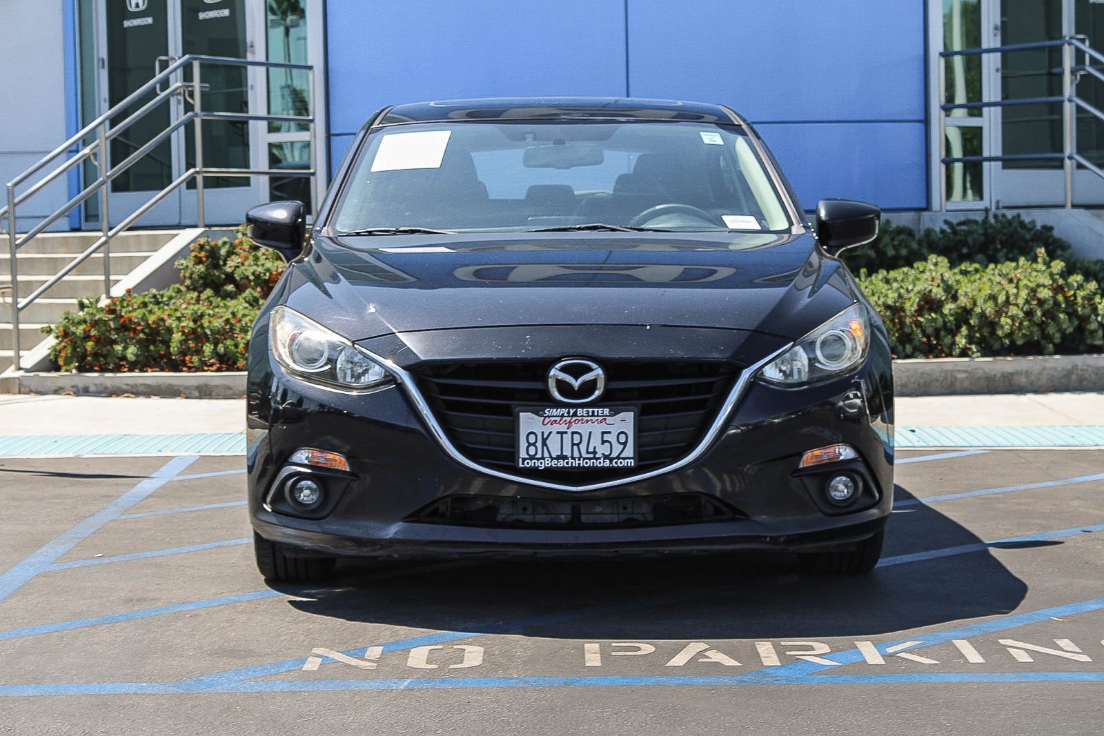 Used 2016 Mazda MAZDA3 i Touring with VIN JM1BM1M75G1348228 for sale in Signal Hill, CA