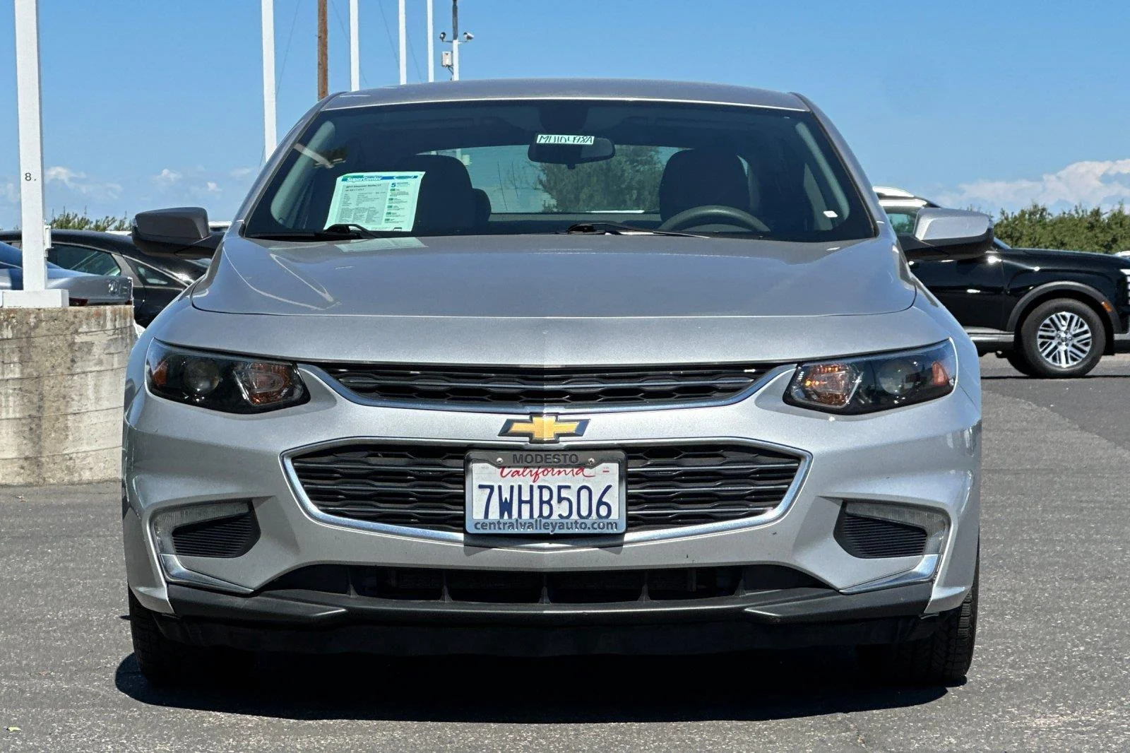 Used 2017 Silver Ice Metallic Chevrolet LT image 9